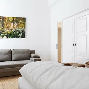 https://sc2-big-family-apartment-messe-business.find-berlin-hotels.com